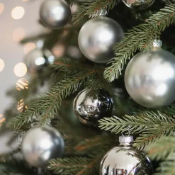 44 Weihnachtskugeln, Silber, Glas, 5-8 Cm