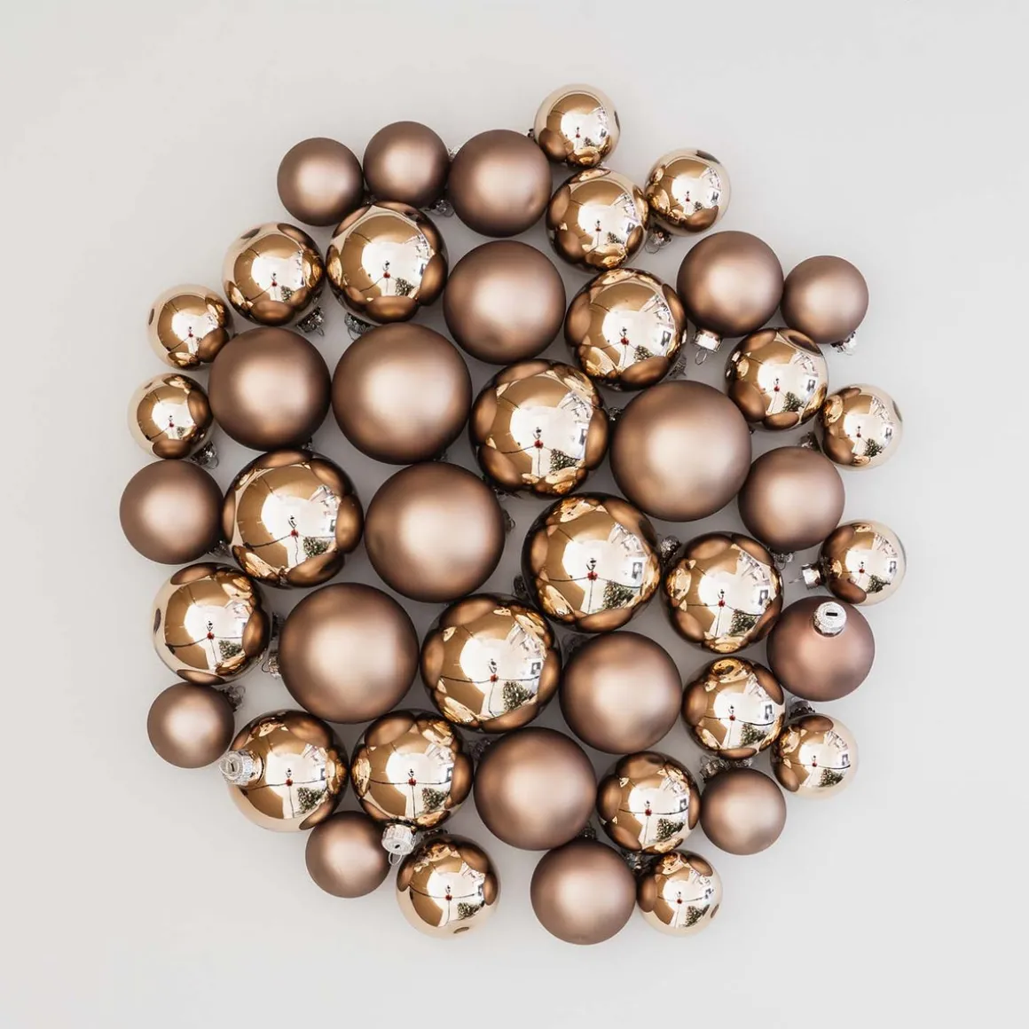 44 Weihnachtskugeln, Taupe, Glas, 5-8 Cm