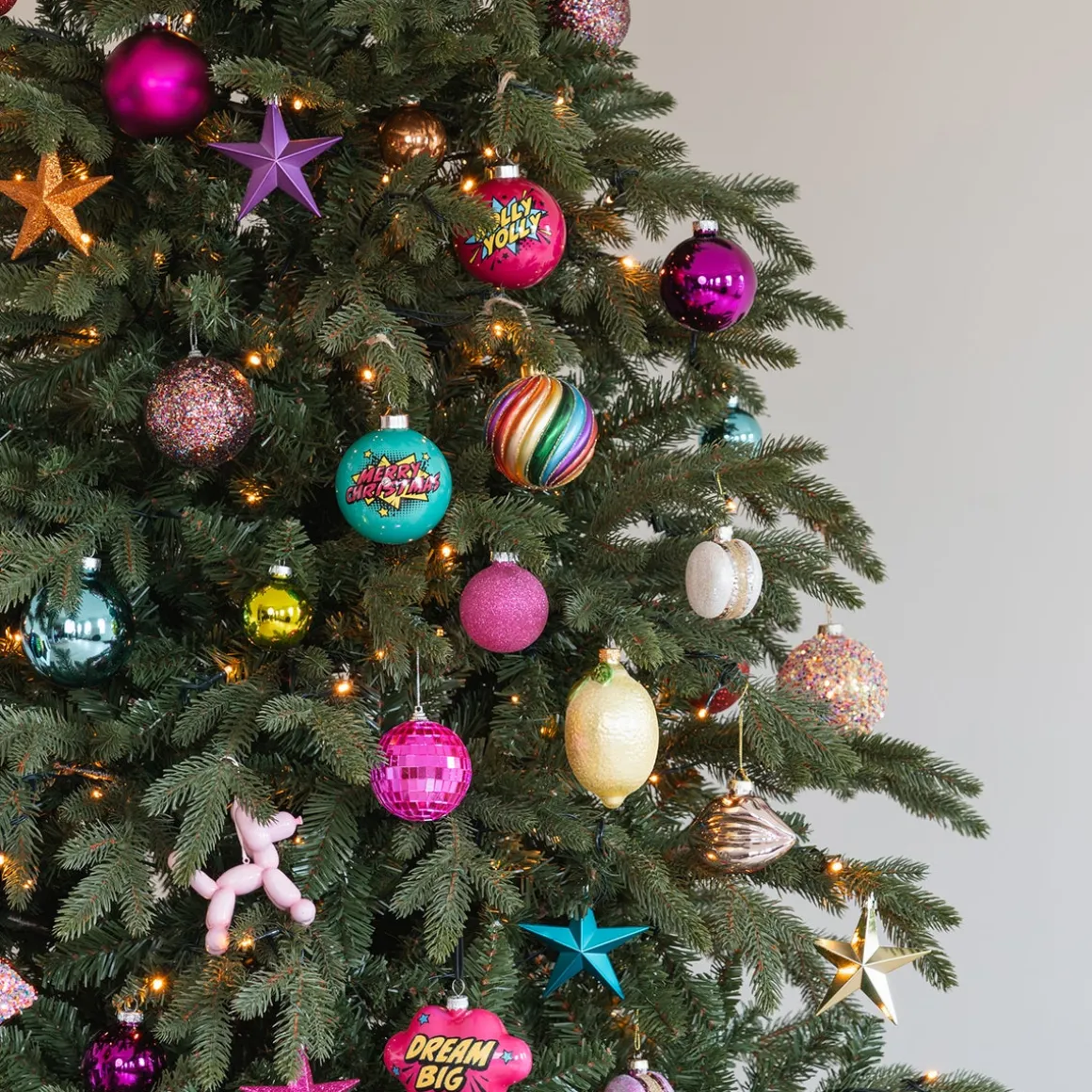 Frische Zitronen Als Weihnachtsanhänger Für Einen Lustigen Baum