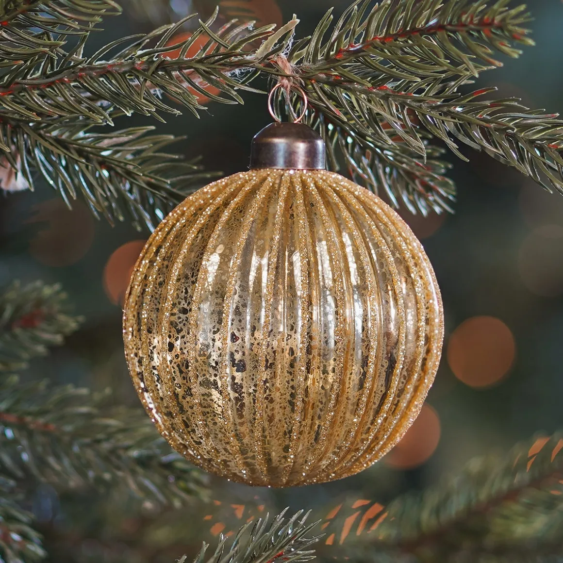 Goldene Weihnachtskugel Mit Glitzer