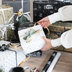 Goldenes Dekoband Auf Rolle