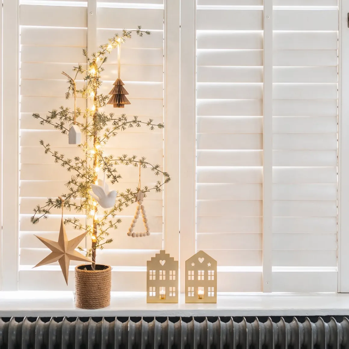 Goldenes "Holland-Häuschen" Für Ein Warmes Ambiente