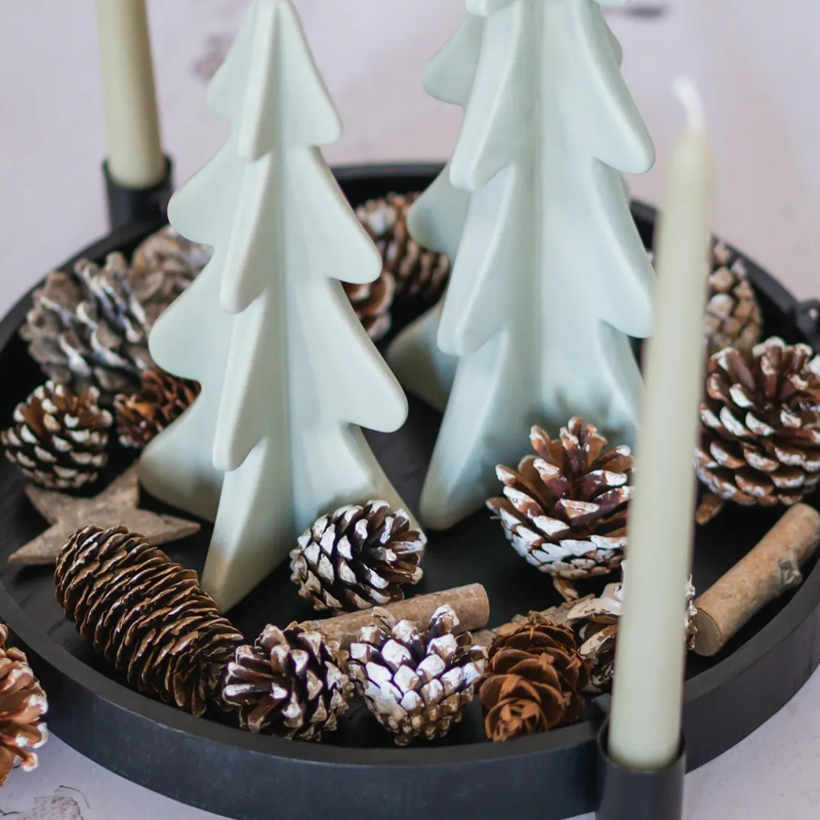 Porzellan-Weihnachtsbäumchen In Cottage Green