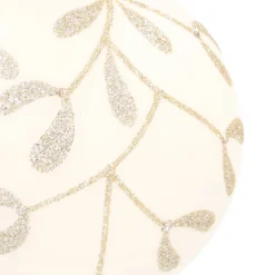 Ruhige Weiße Wollkugel Für Den Skandinavischen Look