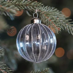 Transparente Lavendelfarbene Weihnachtskugel Mit Glitzer