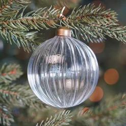 Transparente Weihnachtskugel Mit Linien