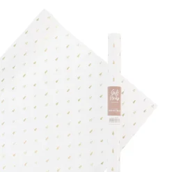 Weißes Geschenkpapier Auf Rolle Mit Metallischen Weihnachtsbäumchen