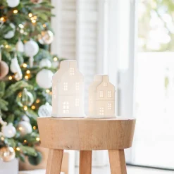 Weißes Grachtenhaus Mit Warmem LED-Licht