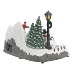 Weihnachtsszene Eislaufen, LED-Beleuchtung & Musik, 18 Cm